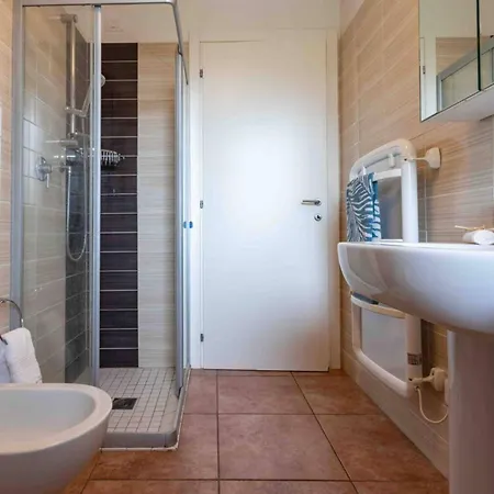 Cozy Flat In A With Swimming Pool * بيبيوني