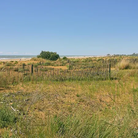 Apartamento Cozy Flat In A With Swimming Pool *