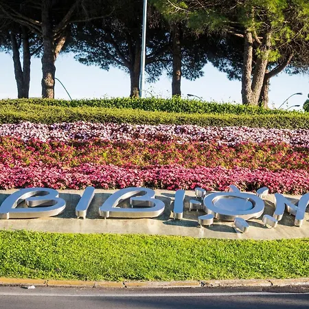 Apartamento Cozy Flat In A With Swimming Pool Bibione