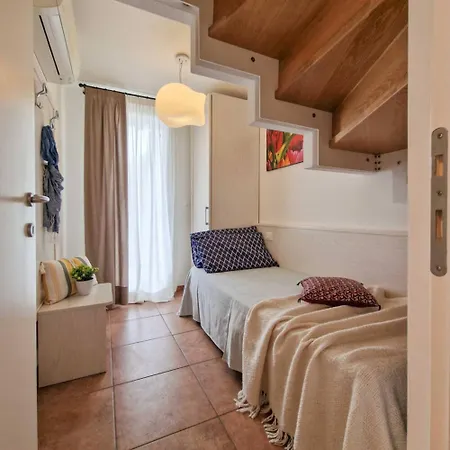 Apartamento Cozy Flat In A With Swimming Pool *