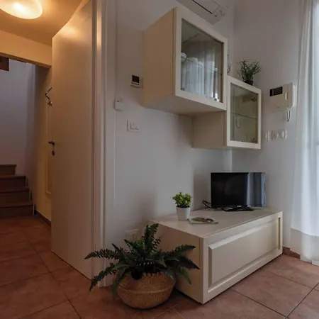Cozy Flat In A With Swimming Pool Apartamento Bibione